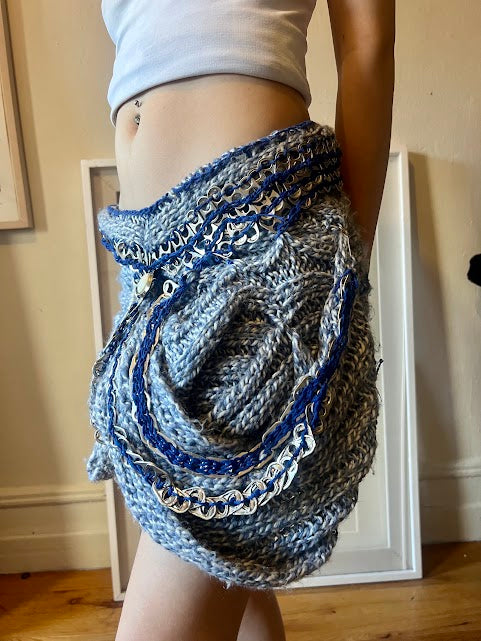 Pleated Wool skirt