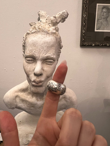 ANILLO LAKRA